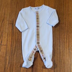 Sippy's Babes Boutique Footies One Piece with Long Sleeves and Cozy Design
